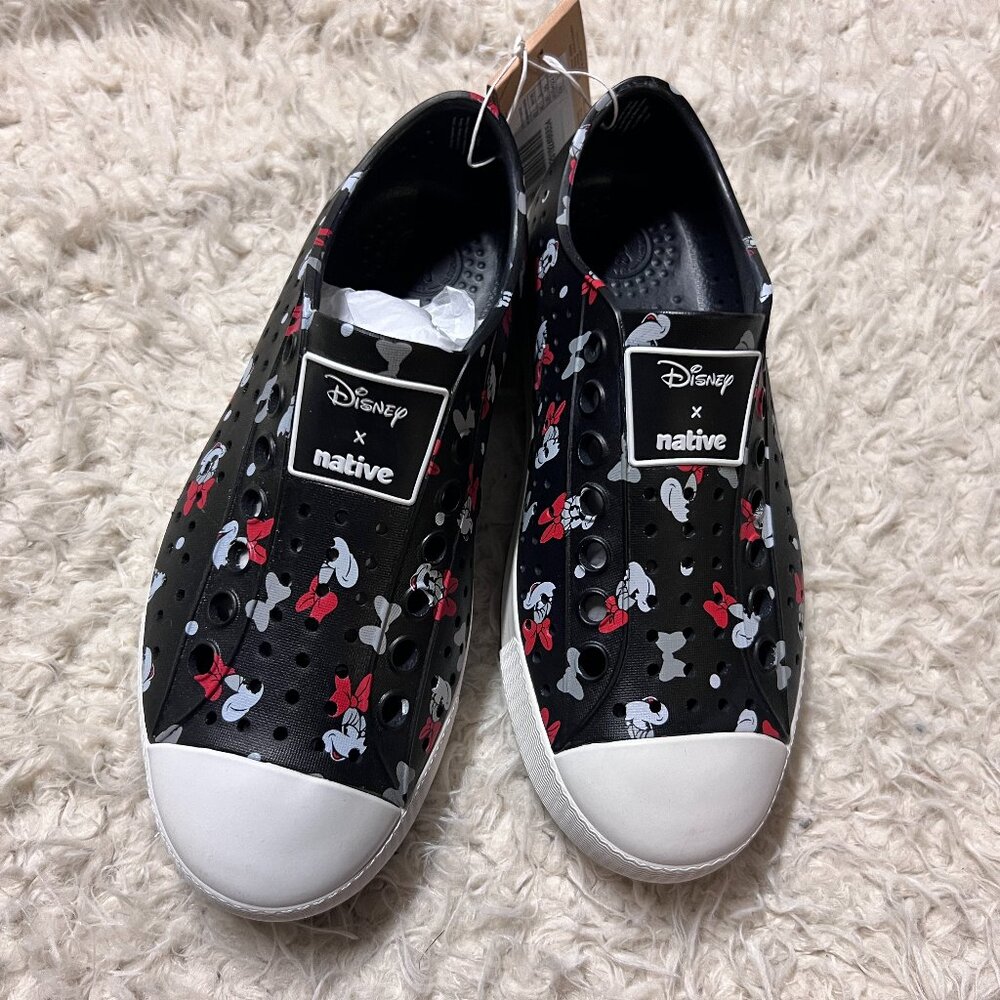 NEW Disney  x Native Minnie Mouse Shoes- 6
